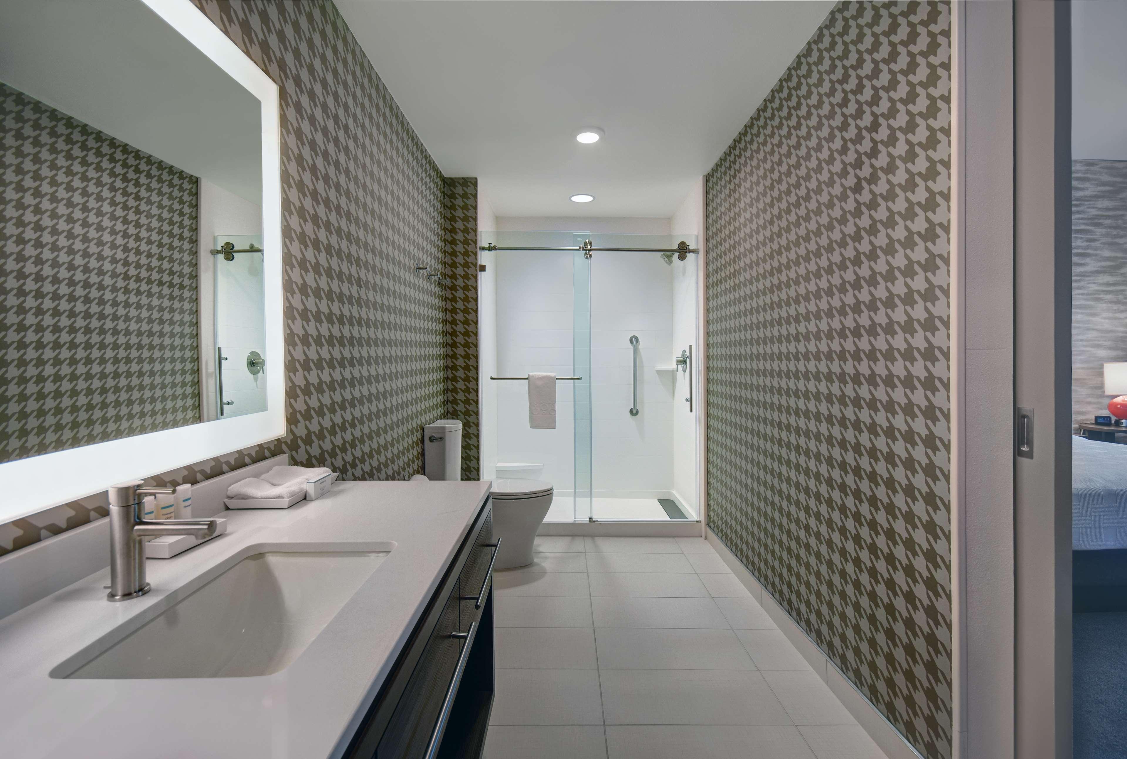 Home2 Suites By Hilton Raleigh North I-540 מראה חיצוני תמונה