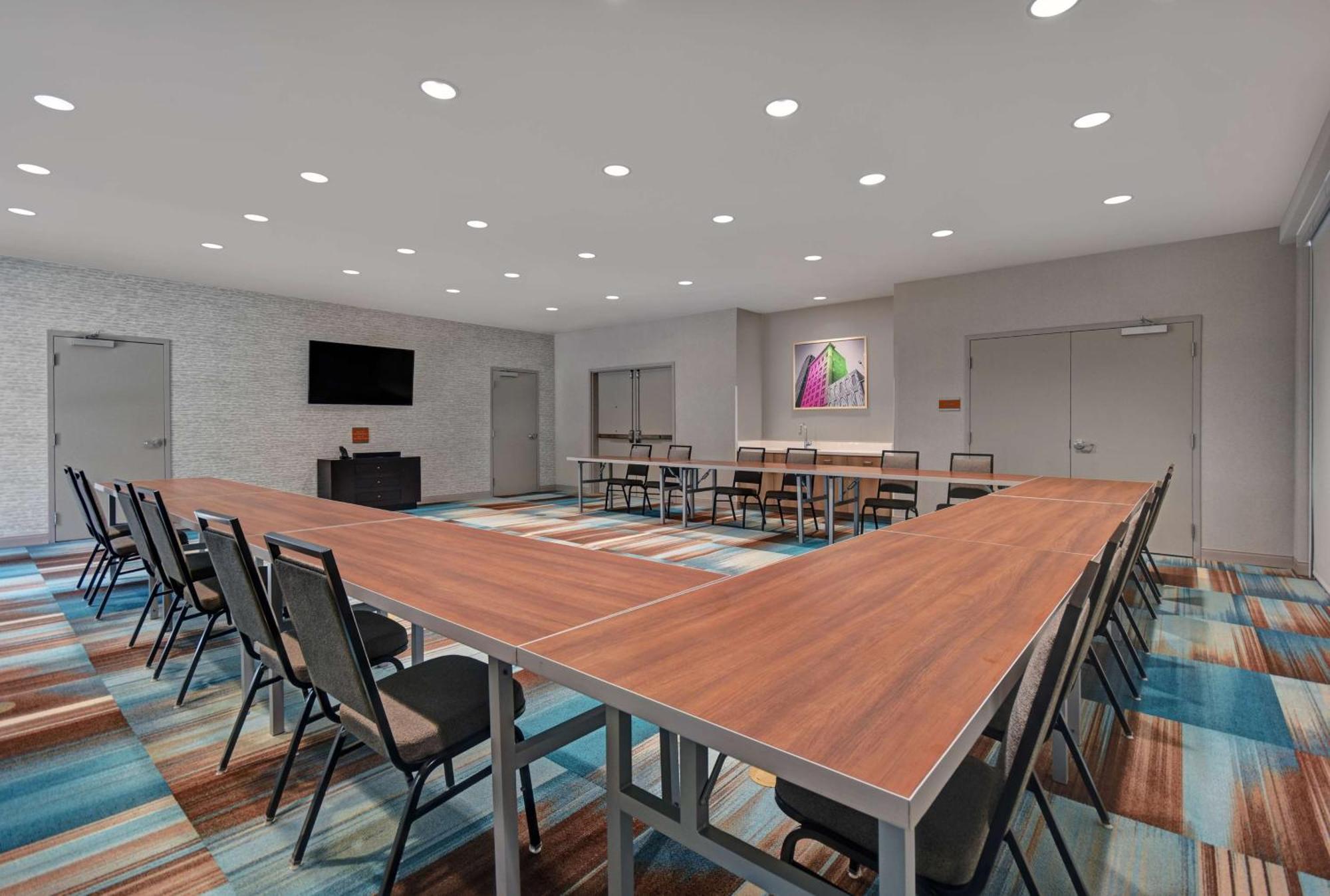Home2 Suites By Hilton Raleigh North I-540 מראה חיצוני תמונה