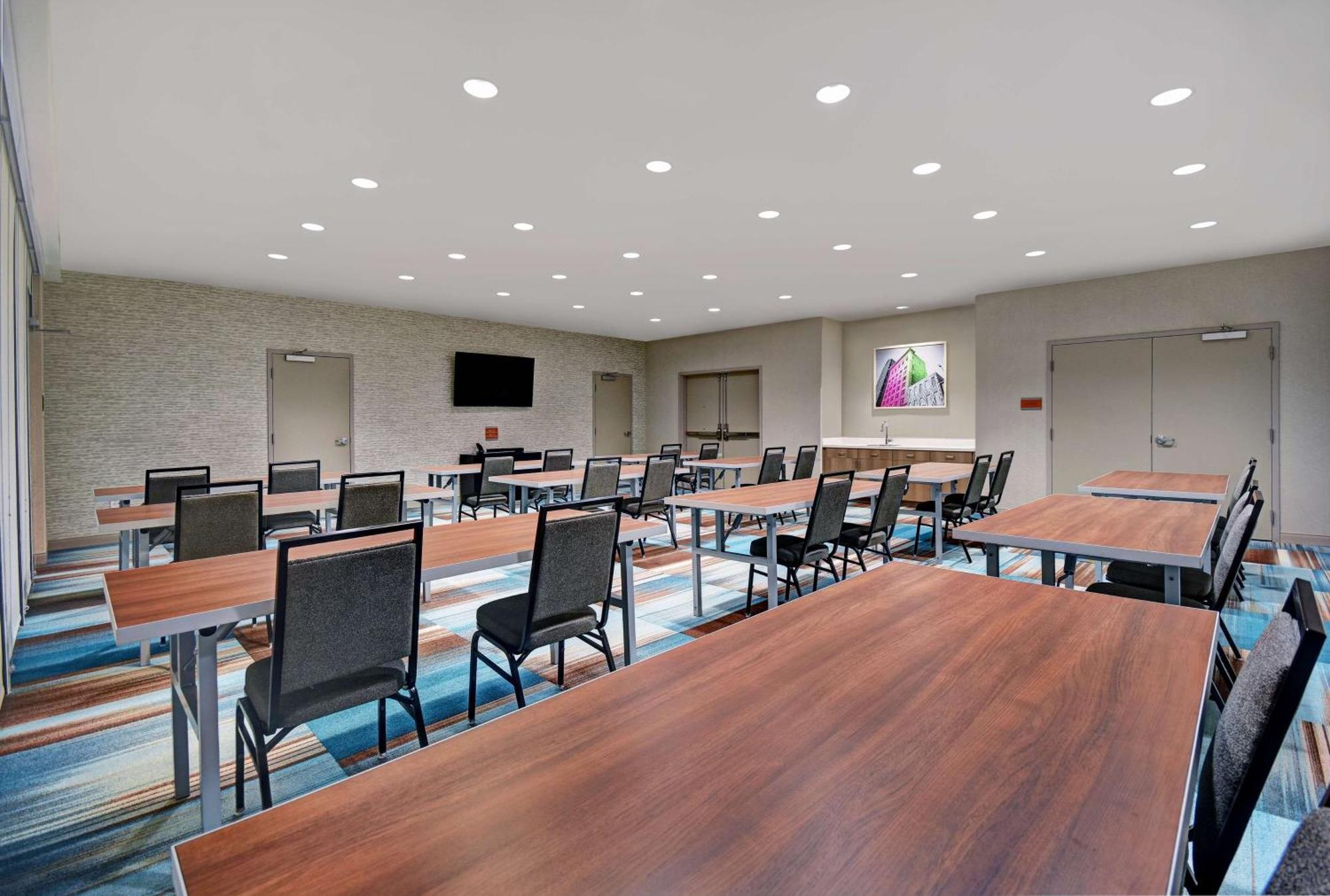 Home2 Suites By Hilton Raleigh North I-540 מראה חיצוני תמונה